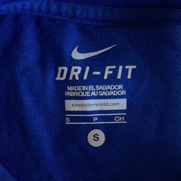 Youth Nike Dri-fit shirt - Picture 2 of 2